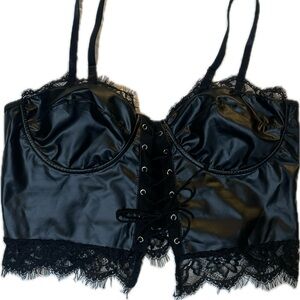 w’s faux leather corsette crop tank